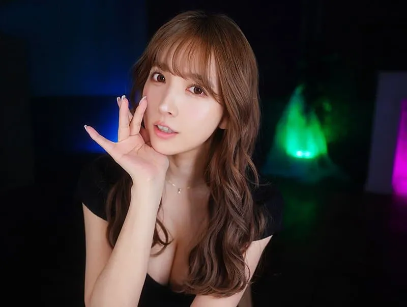 Yua mikami và những chuyện cuốn hút gạ xoạc nhẹ nhàng
