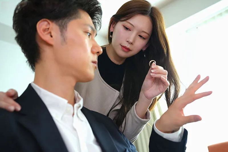 Bà xã đi đi giã ngoại, ông xã ở nhà bị nhỏ em người vợ gạ chịch không trượt phát nào